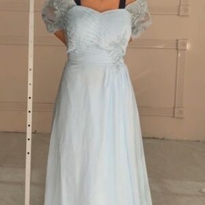 Chic Sky Blue Lace Prom Dress